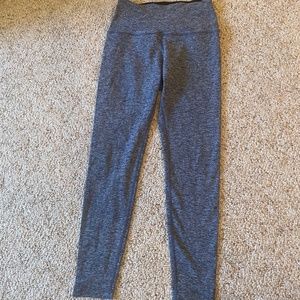 Beyond Yoga Blue White Space Dye leggings L